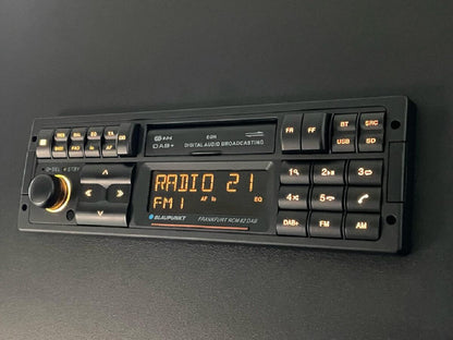 BLAUPUNKT SINGLE DIN MECHLESS RETRO RADIO 4V 3 PAIR RCA USB SD BT 14 BAND EQ (FRANKFURT RCM82DAB)