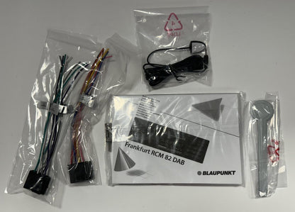 BLAUPUNKT SINGLE DIN MECHLESS RETRO RADIO 4V 3 PAIR RCA USB SD BT 14 BAND EQ (FRANKFURT RCM82DAB)