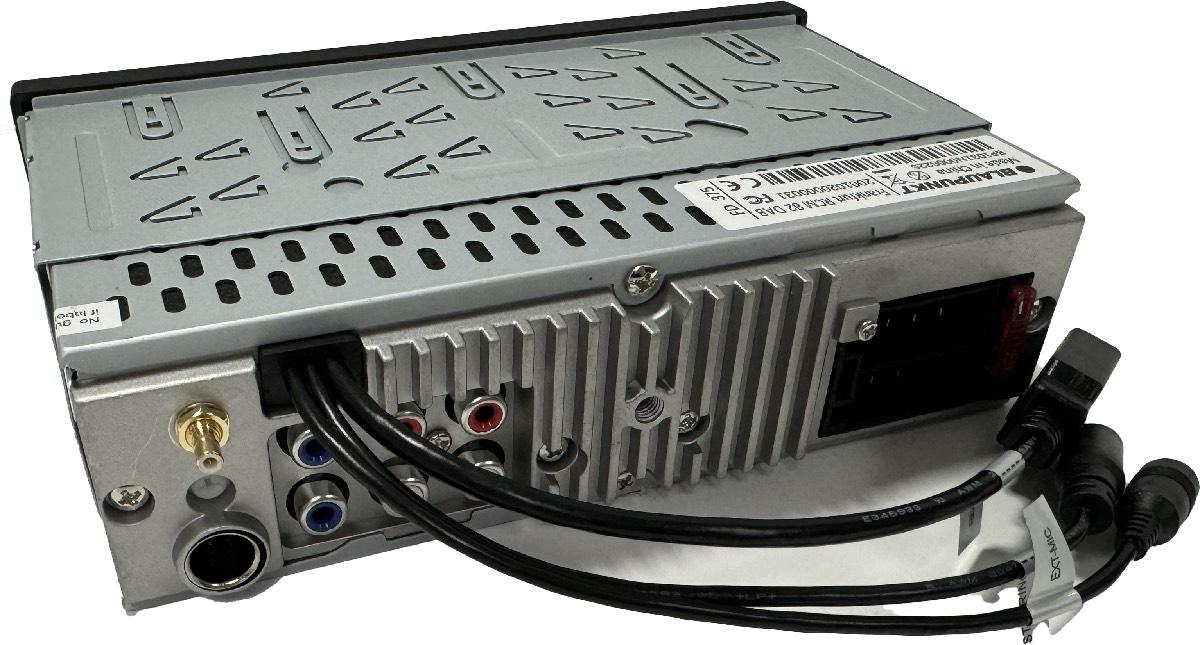 BLAUPUNKT SINGLE DIN MECHLESS RETRO RADIO 4V 3 PAIR RCA USB SD BT 14 BAND EQ (FRANKFURT RCM82DAB)