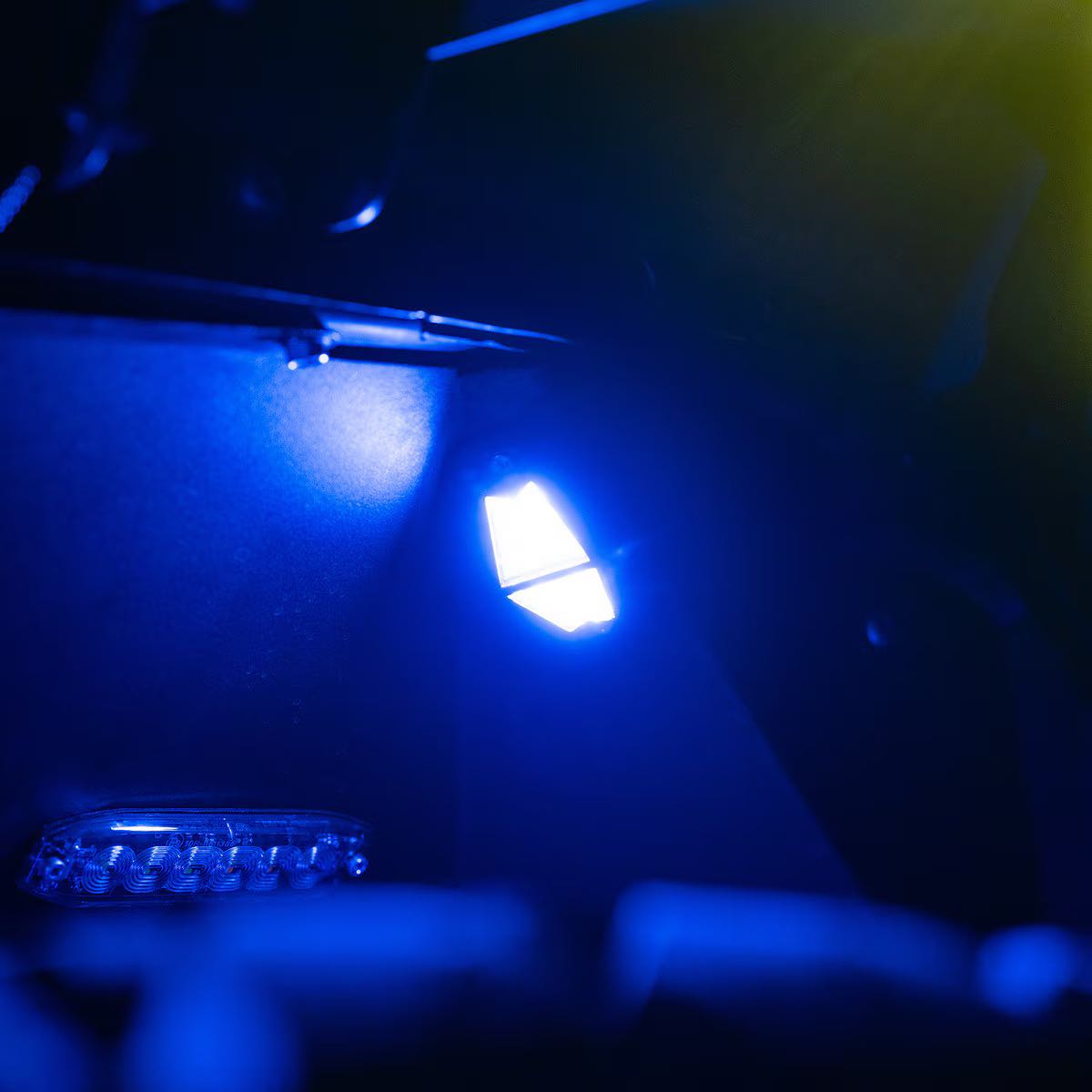 STINGER COLORTRAIL 2 PIECE RGB+W ROCK LIGHT ADD ON KIT (RSRGBW)