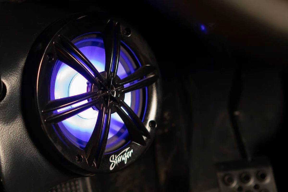STINGER 6.5" 150 WATT MARINE SPEAKERS RGB LIT BLACK (SEA65RGB B)