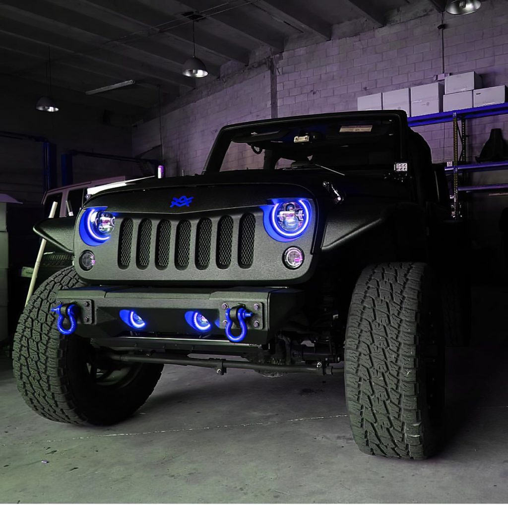 ORACLE Lighting 7″ High Powered LED Headlights – Blue Halo with Black Bezel (Pair)