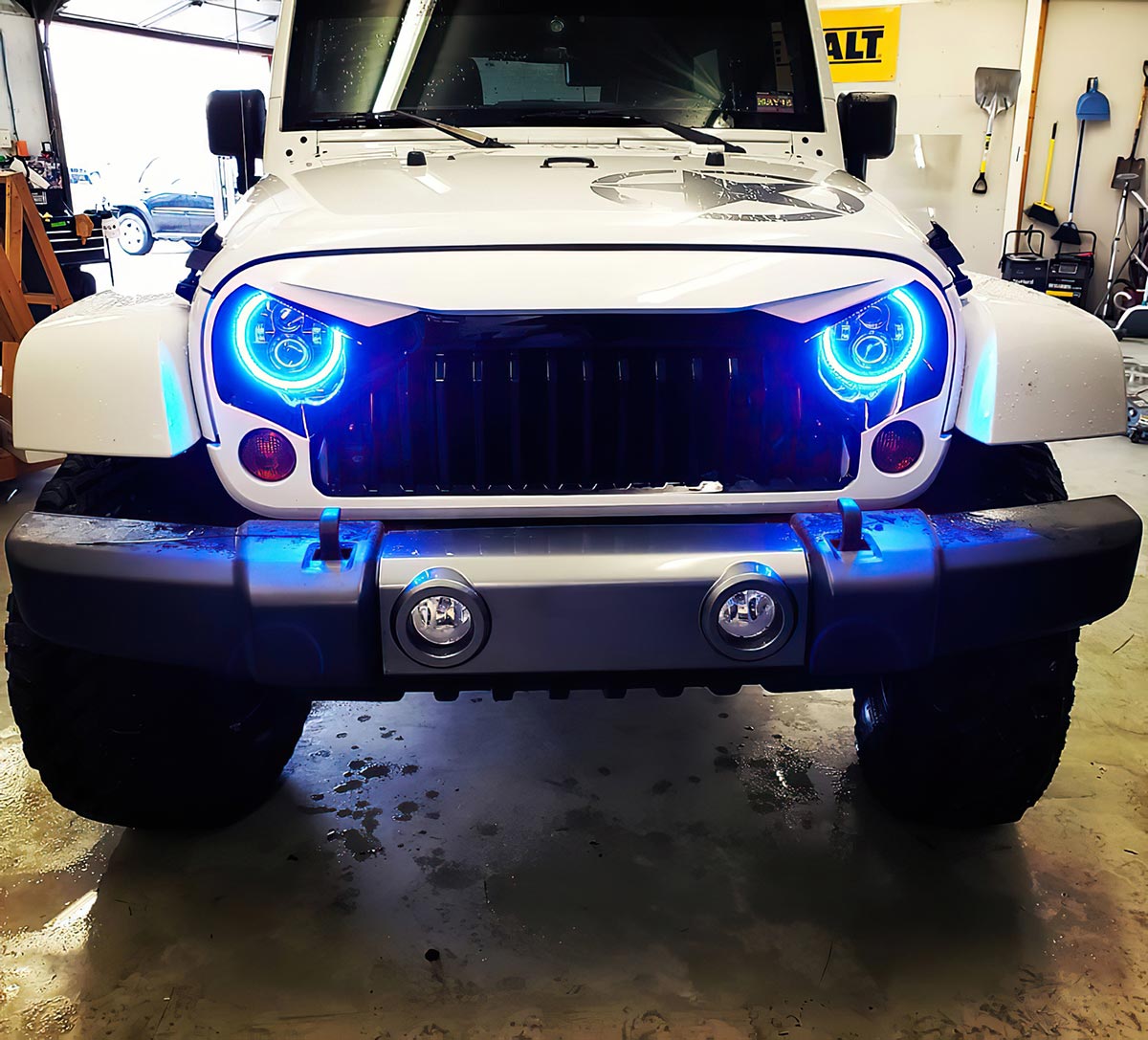 ORACLE Lighting 7″ High Powered LED Headlights – Blue Halo with Black Bezel (Pair)